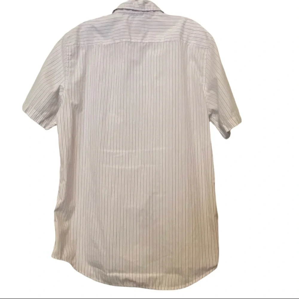 Quiksilver Shirt Men’s Short Sleeve White Gray Pinstripes Button Down Casuall - Picture 2 of 7